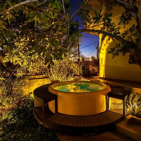 7 Days Fx Mayr Health Programme In A Deluxe Surrounded By A Large Mediterranean Aroma Garden, Tailor-made Meals Included * Sibenik